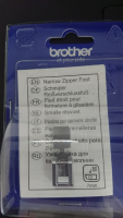 Pied fermeture à glissière étroit BROTHER