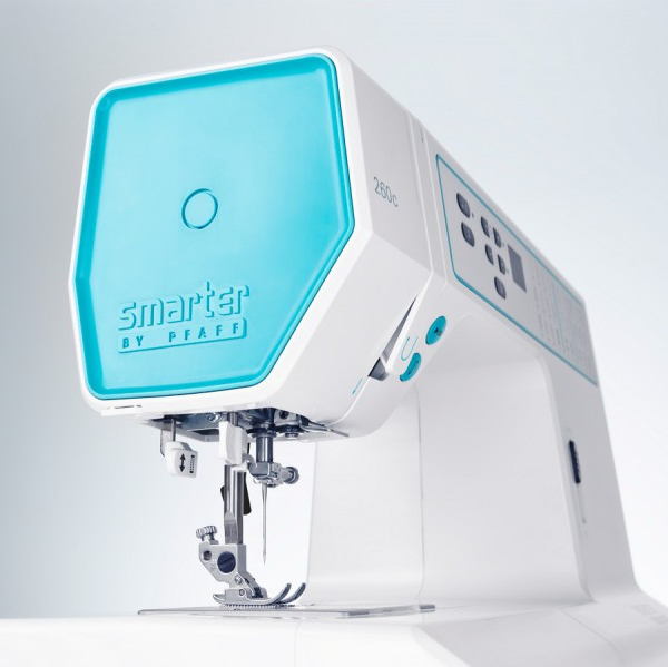 Machine à coudre PFAFF SMARTER 260C