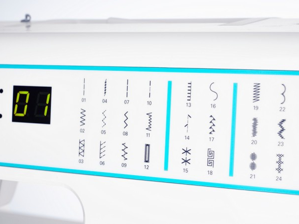Machine à coudre PFAFF SMARTER 260C