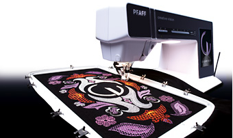 Creative™ 120 SQUARE HOOP Pfaff